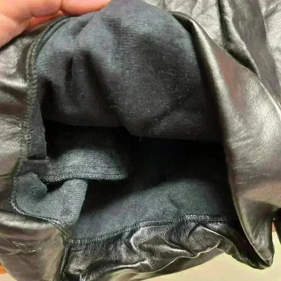 Lulus‎ size XL black pleather shorts - Picture 5 of 5